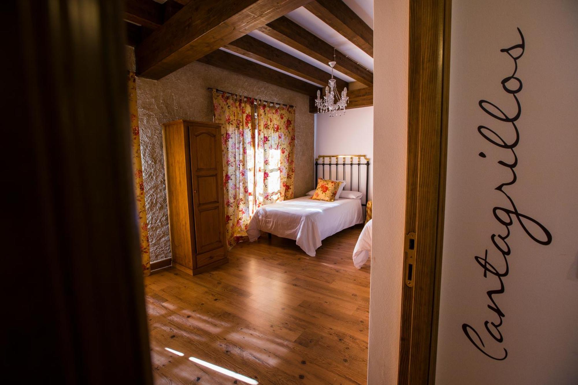 Posada Real Del Buen Camino Villanueva de Campean Экстерьер фото